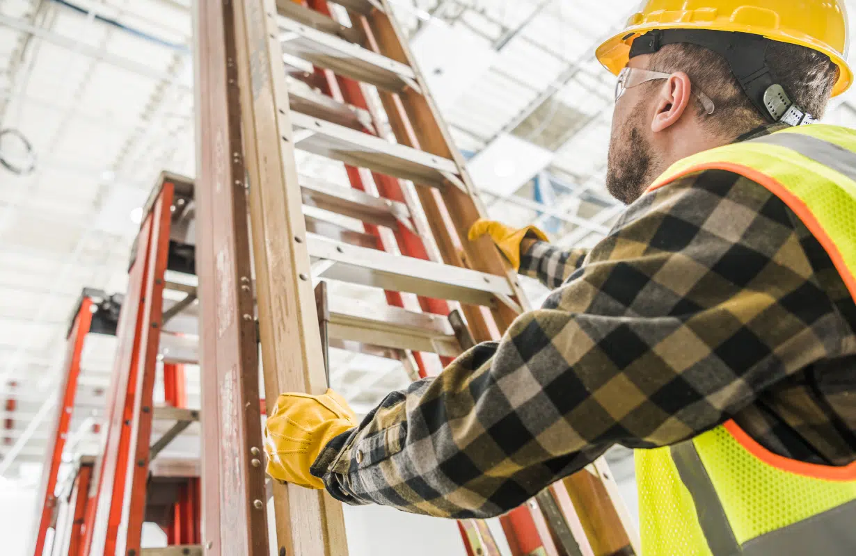 מהי עבודה בגובה