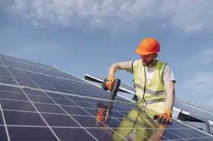 פאנלים סולריים